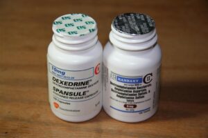 Black/Brown DEXEDRINE 10mg XR - (UPS Shipping and Canada post )